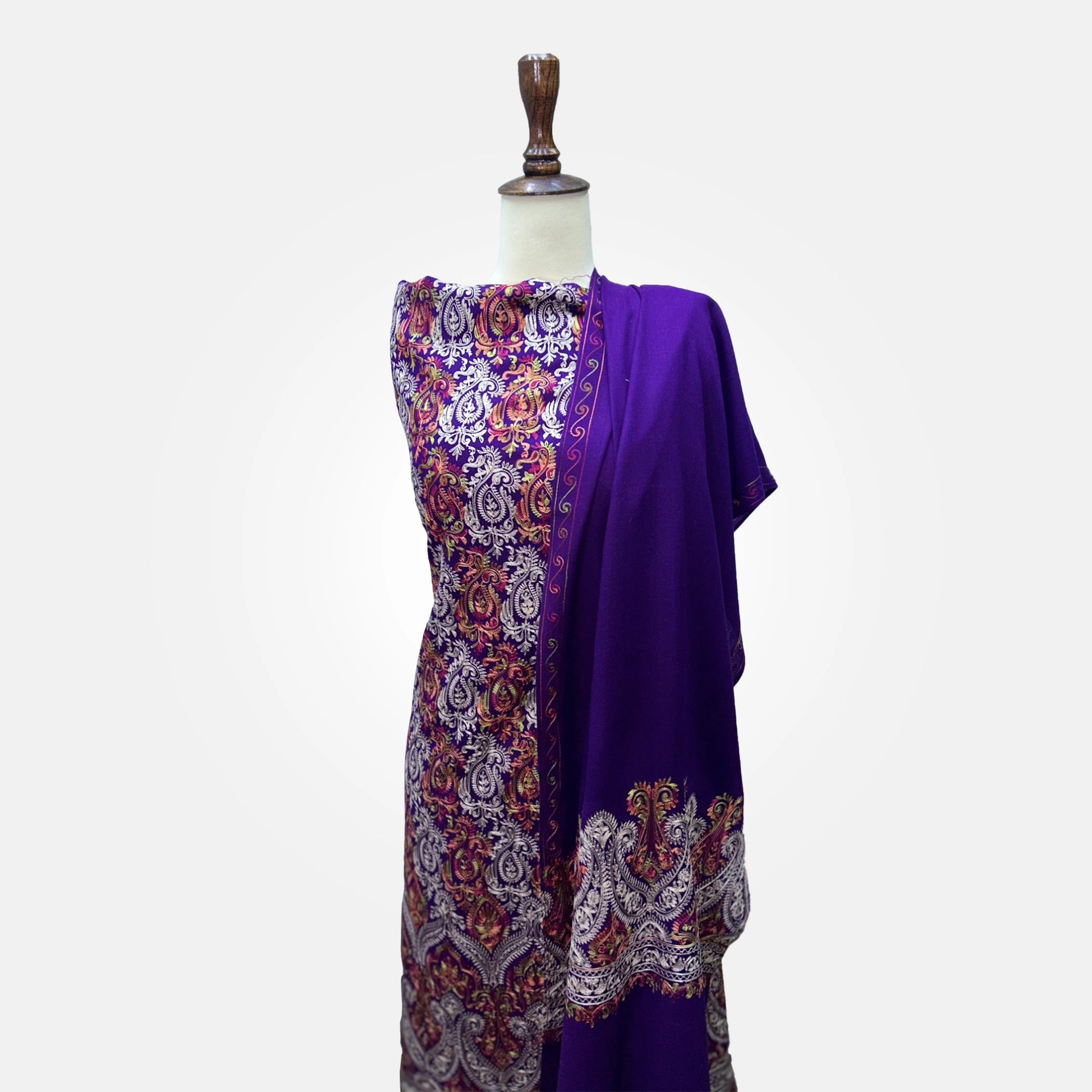 Cari Jaal 3 Piece Suit